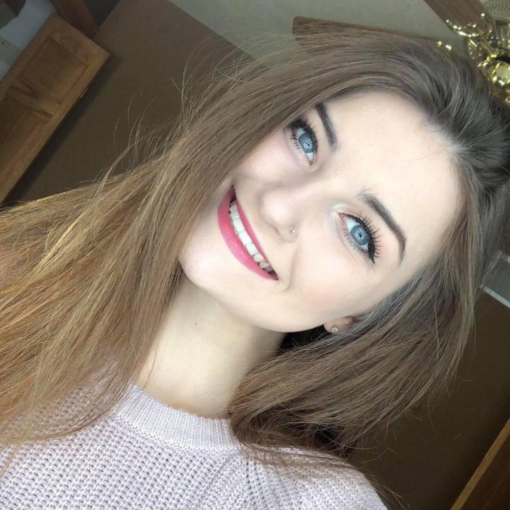 Meet your Posher, Brianna